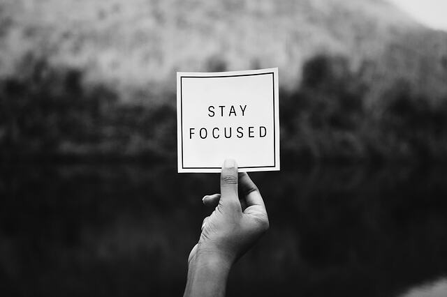 stay-focused-text-nature-inspirational-motivation-advice